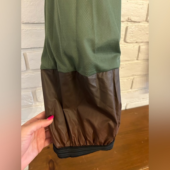 Patagonia Snow Waterproof Pants - Picture 6 of 8